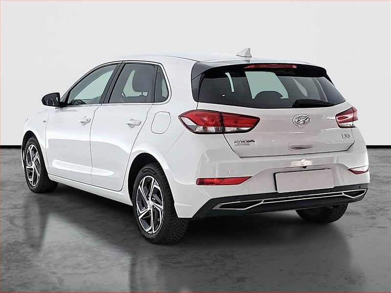 Hyundai i30 (2023) Smart 1.5 T-GDI MHEV, ČR,1.maj - fotka 4 z 20