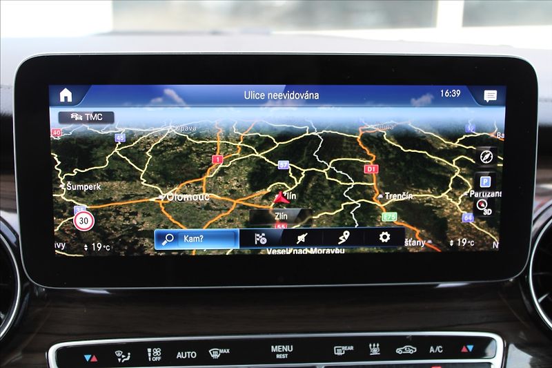 Mercedes-Benz Třídy V 2,0 250d  AVANTGARDE, 4MATIC - fotka 11 z 38