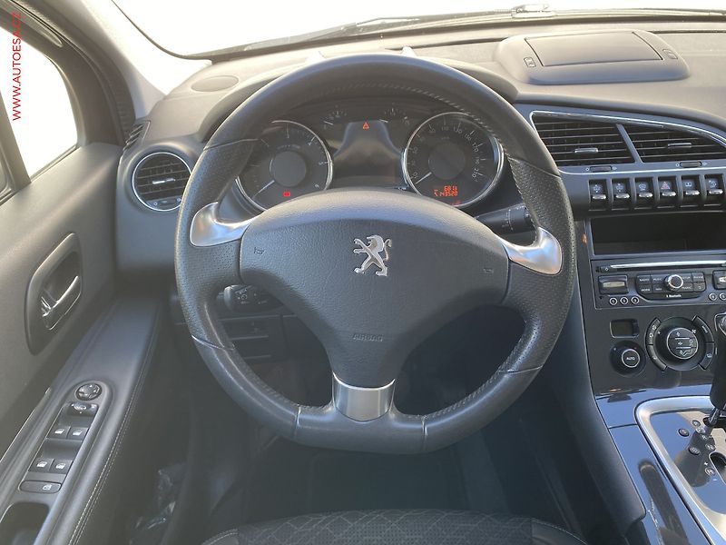 Peugeot 3008 (2016) 1.6 HDi, Allure, AT, panor - fotka 11 z 18