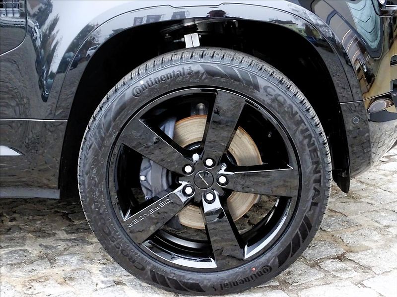Land Rover Defender (2026) 110 D250 X-DYNAMIC SE - fotka 3 z 27