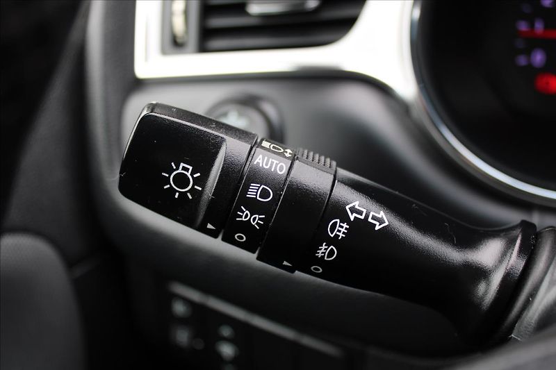 Kia Ceed 1,6 CRDi  ČR,COMFORT PLUS - fotka 15 z 31