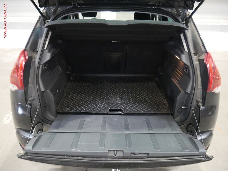 Peugeot 3008 (2014) 1.6 HDi, Style, TZ, navi - fotka 7 z 17