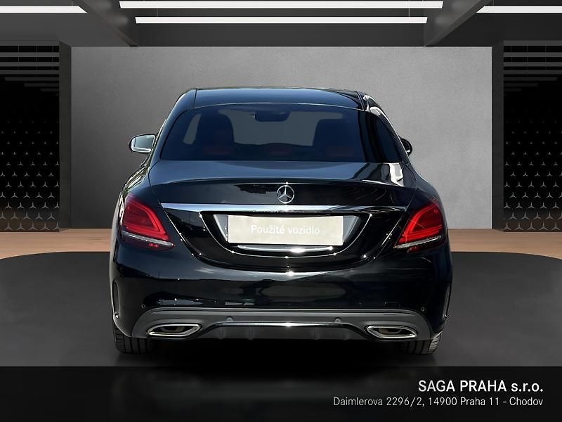 Mercedes-Benz Třídy C Třída C 400 4MATIC AMG Line - fotka 5 z 18