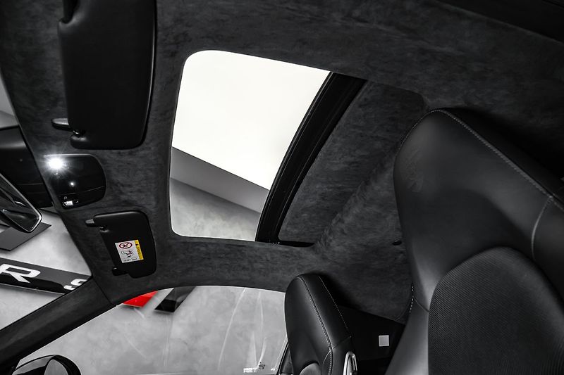 Porsche 911 Carrera 991 Sport Chrono BOSE - fotka 19 z 24