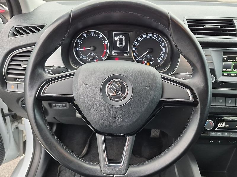 Škoda Fabia Style Combi 1.2 TSI 81kW - fotka 13 z 23