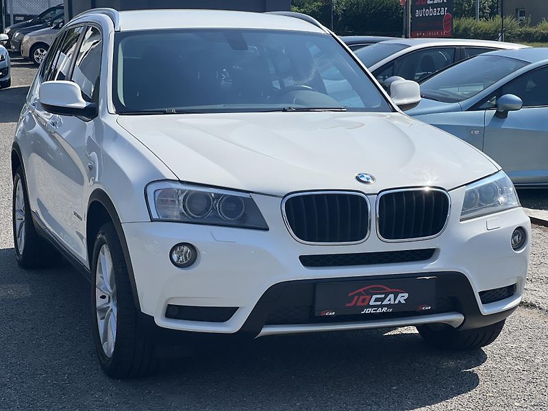 BMW X3 xDrive 20D AUTOMAT TEMPOMAT  - fotka 3 z 37