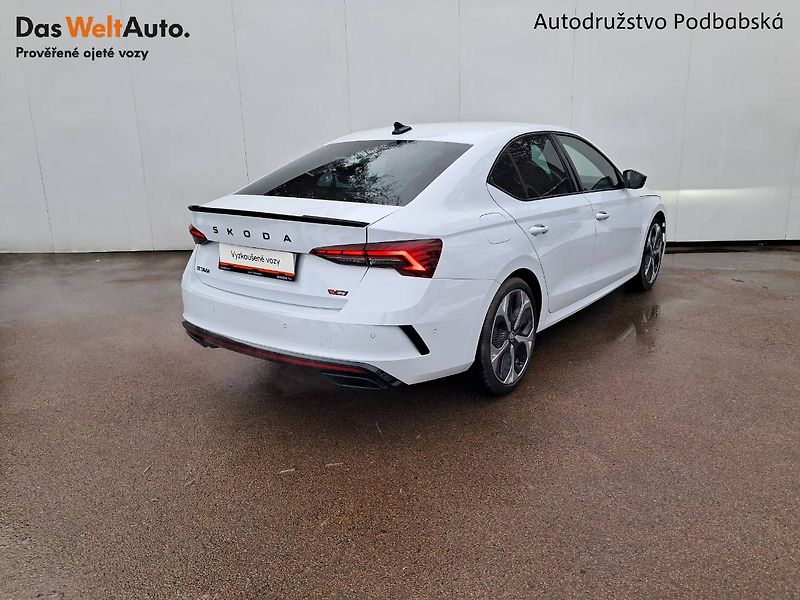 Škoda Octavia (2025) IV RS 2.0 TSI / 195 kW  DSG7 - fotka 2 z 32