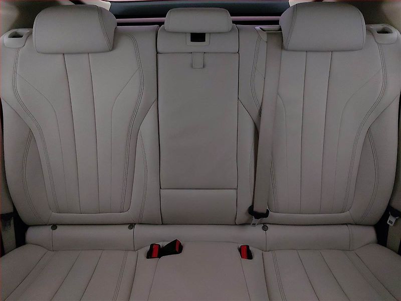 BMW X6 (2015) xDrive30d - fotka 10 z 23