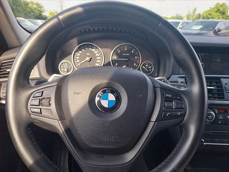 BMW X3 (2013) xDrive20d, 4X4, Automat, Kůže - fotka 17 z 20