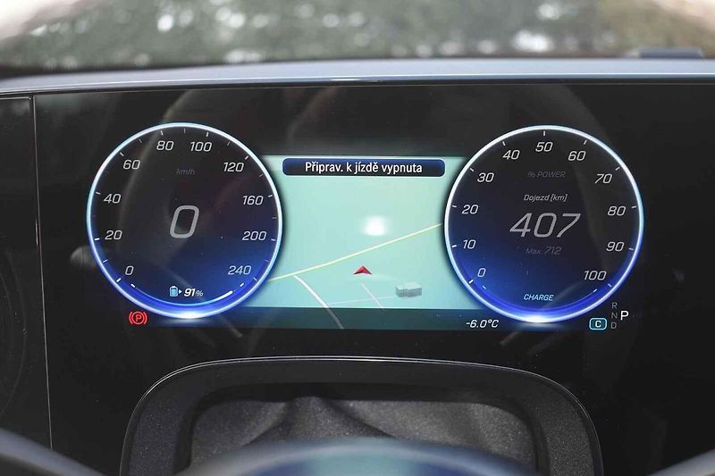 Mercedes-Benz CLA EQ je zástupce nové generace elektromobilů.
