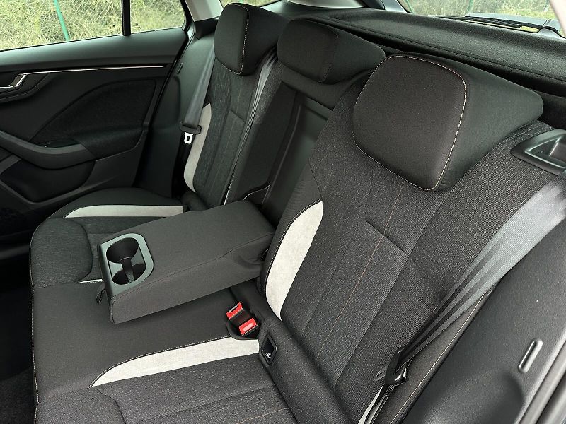 Škoda Scala 1.0TSi 116PS LED V.Cockpit Cli - fotka 33 z 39