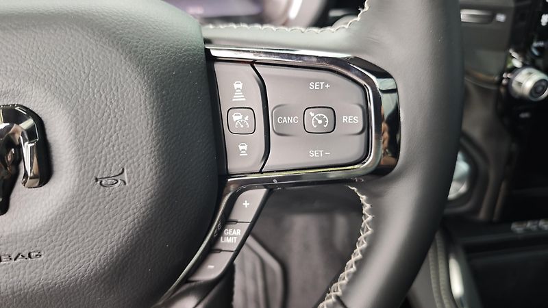 Dodge RAM (2026) 1500  I6 Limited MY26 - fotka 38 z 53