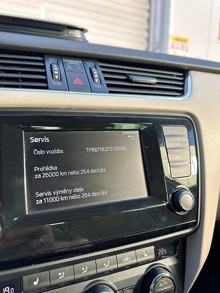 Škoda Octavia (2014) 2.0 TDI 110 KW DSG ACC TAZNE - fotka 22 z 37
