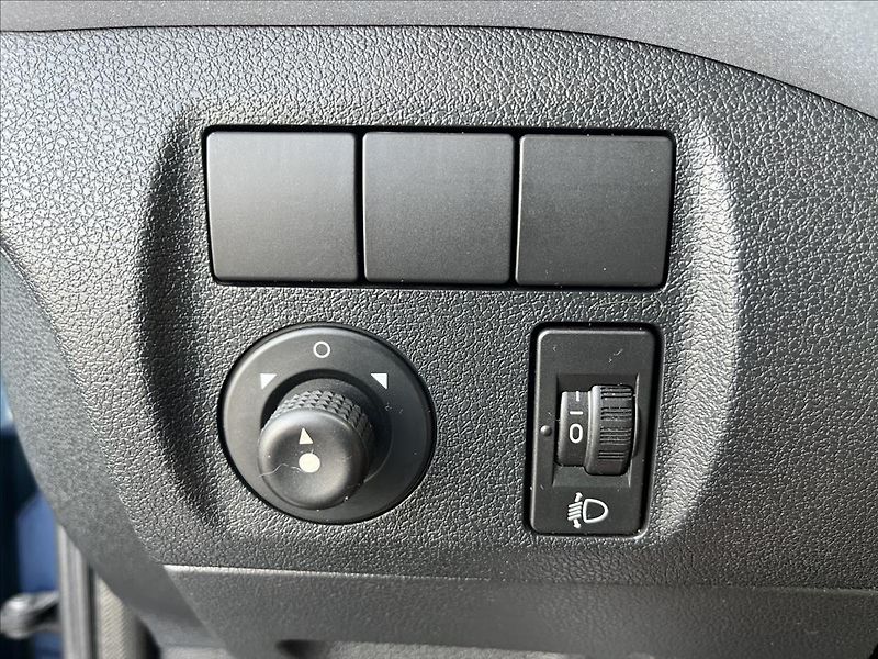 Citroën Berlingo 1,6 i LPG 5.MÍST KLIMA TAŽNÉ - fotka 25 z 38