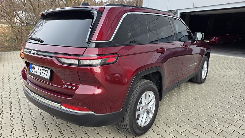 Jeep Grand Cherokee (2025) 3.6 V6 AUT NEW CAR - fotka 4 z 15