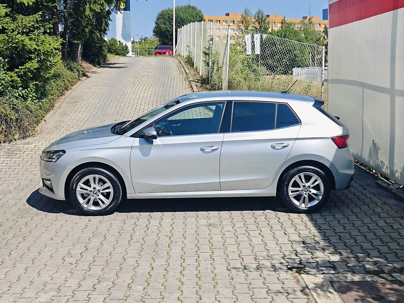 Škoda Fabia (2025) 1,0 TSI 70 kW 130 LET PREMIUM - fotka 38 z 39