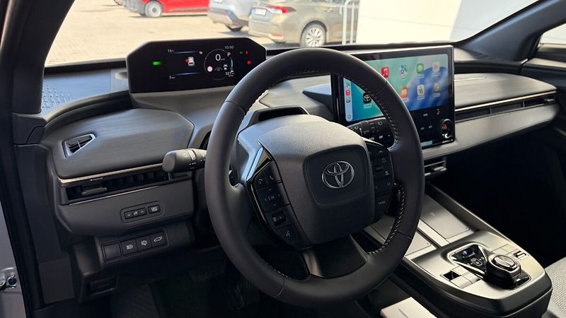 Toyota bZ4X Touring Style 74.7 kWh AWD - fotka 13 z 18