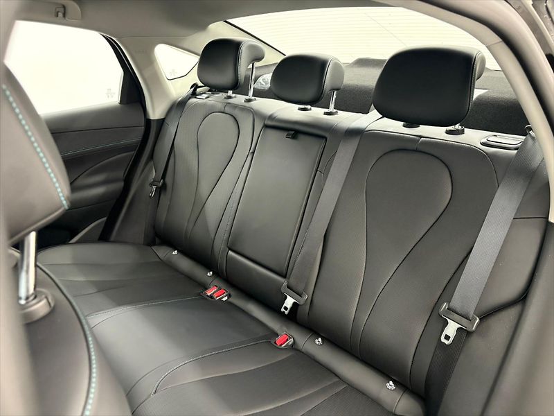 BYD Seal 5 DM-i (2025) 156 Kw Design - fotka 8 z 10