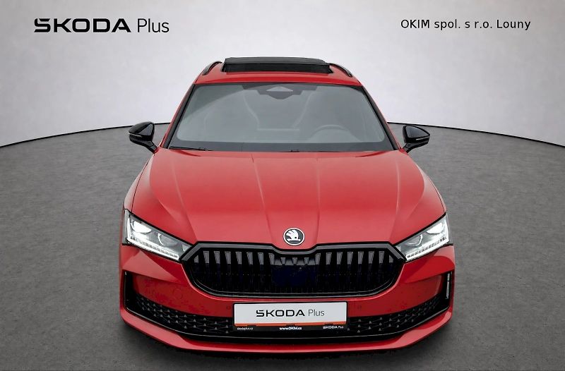 Škoda Superb (2025) Combi SportLine 1,5 Tsi iV DSG - fotka 4 z 49
