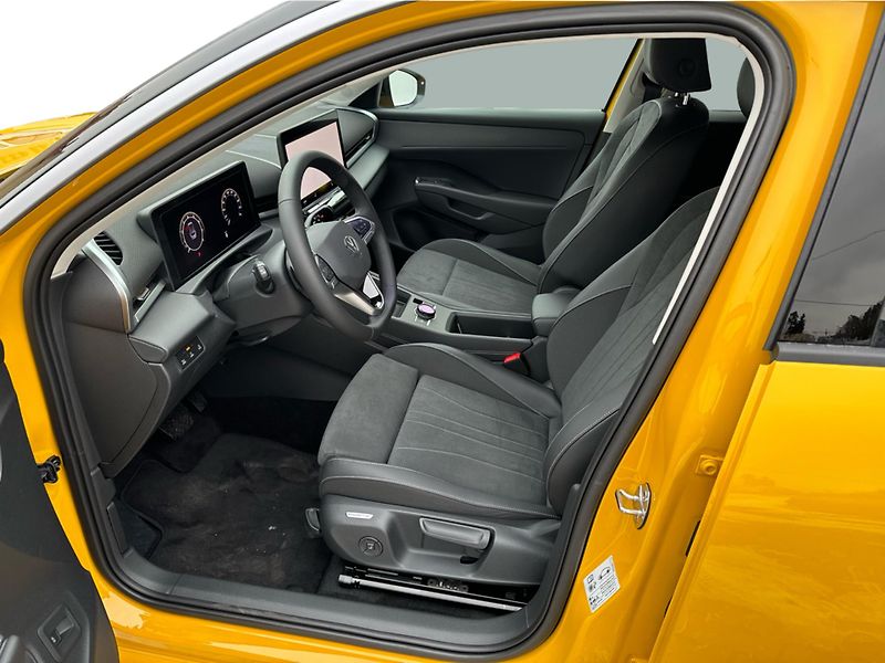 Volkswagen T-Roc Style 1,5 eTSI 110 kW 7DSG - fotka 11 z 18