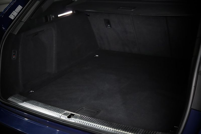 Audi A4 2.0 TFSI ultra 140 kW S line - fotka 45 z 49