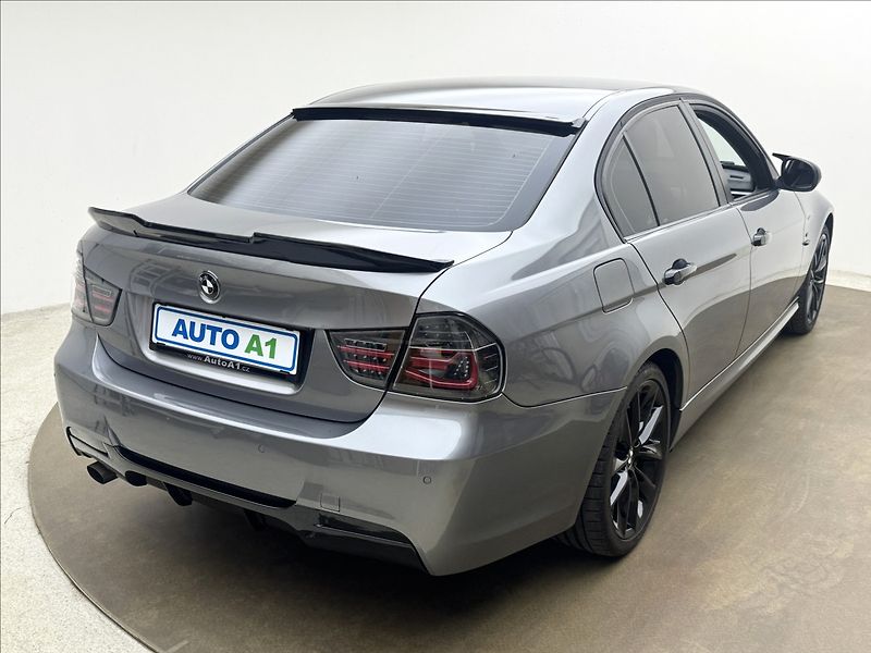 BMW Řada 3 2,0 i POLOKŮŽE AC VELKÝ SERVIS - fotka 4 z 44