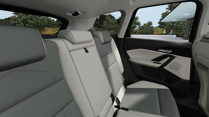 BMW X1 sDrive18i - fotka 12 z 14