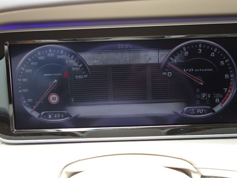 Mercedes-Benz Třídy S (2014) S63*AMG*25000KM!!*CARBON*TOP!! - fotka 40 z 50