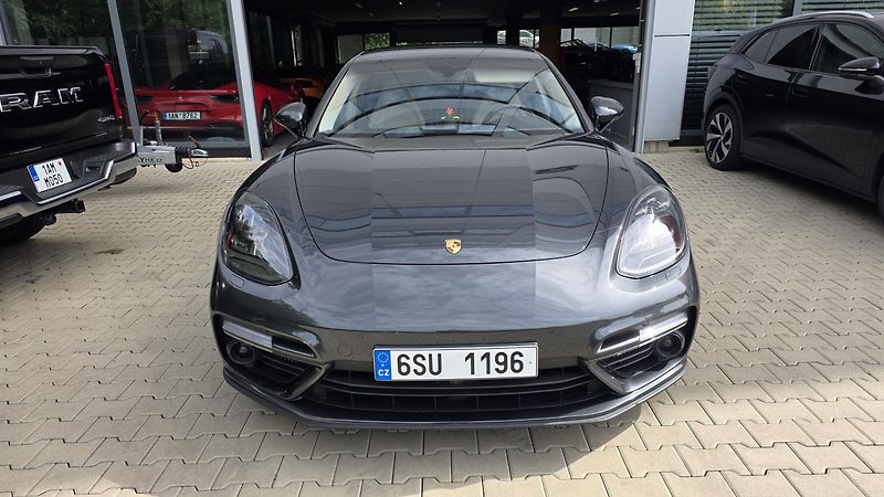 Porsche Panamera (2018) TURBO TOP STAV - fotka 2 z 12
