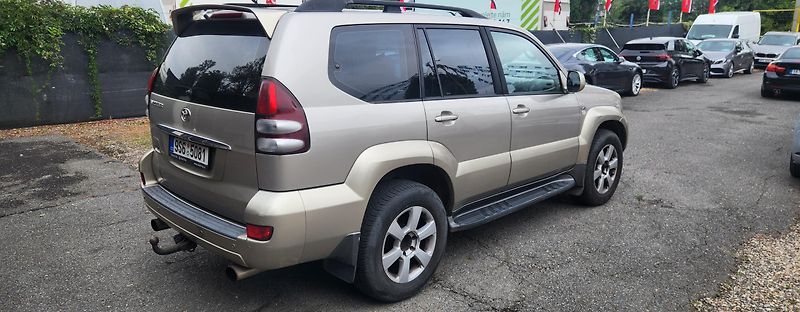 Toyota Land Cruiser (2004) 120 * 3.0 D-4D* AUTOMAT ČR - fotka 3 z 6