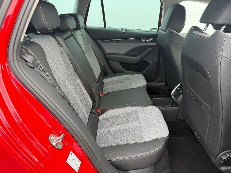 Škoda Octavia (2025) 2.0 TDI 110kW DSG Top Selectio - fotka 25 z 35