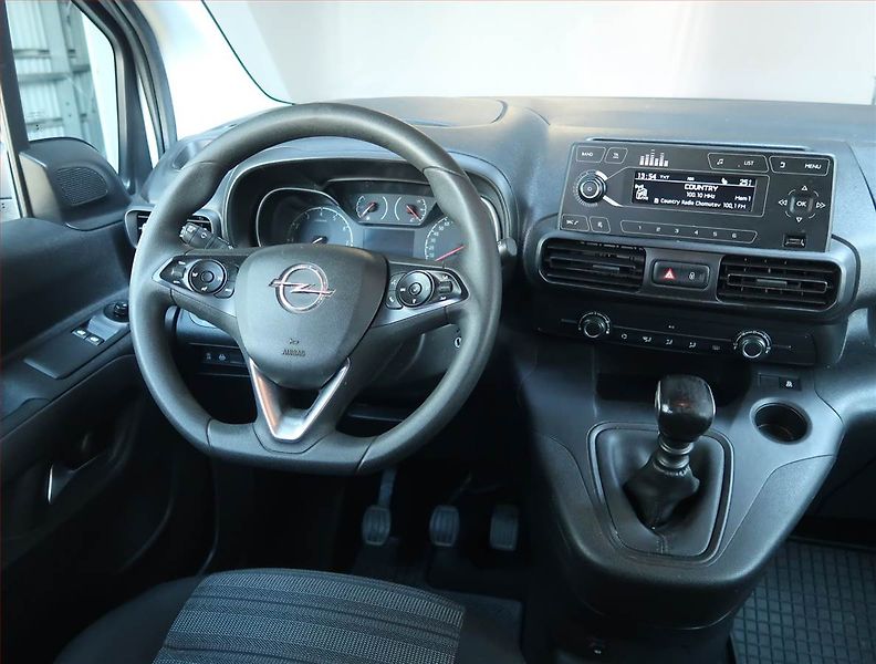 Opel Combo (2019) Enjoy 1.2 Turbo, 5Míst, ČR - fotka 7 z 14