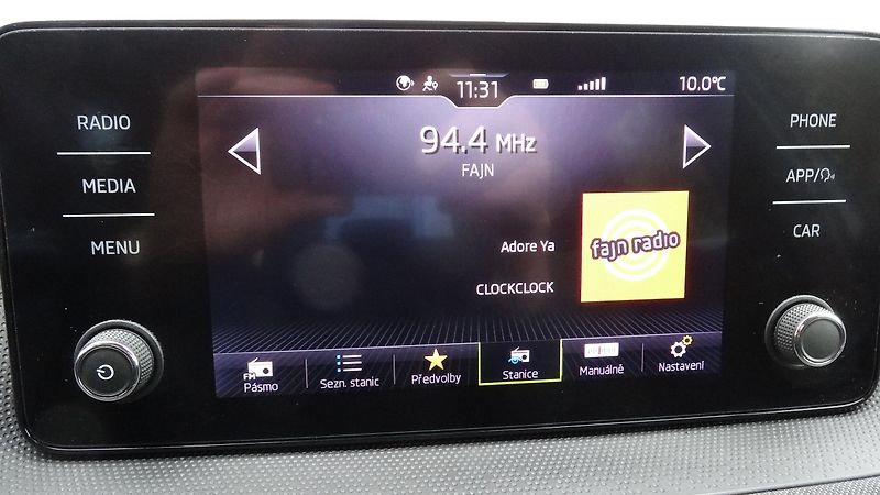 Škoda Fabia 1.0TSi Style + druhá sada kol - fotka 21 z 24