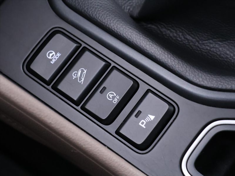 Hyundai Tucson 1,6 CRDI 100 kW 4x4 LED CZ - fotka 26 z 36
