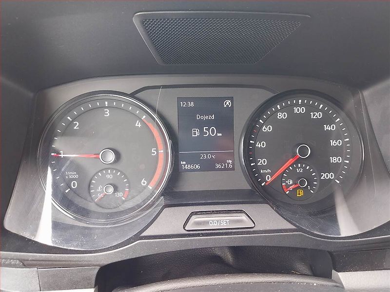 Volkswagen Crafter (2023) 2.0 TDI, L3H3, ČR, 1Maj - fotka 10 z 21