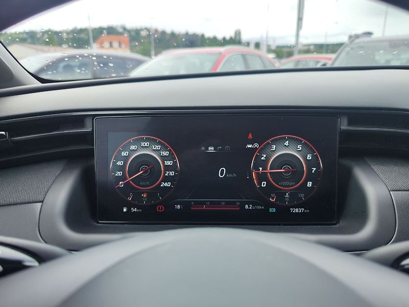 Hyundai Tucson 1.6 T-GDi/110kW N-Line - fotka 17 z 37