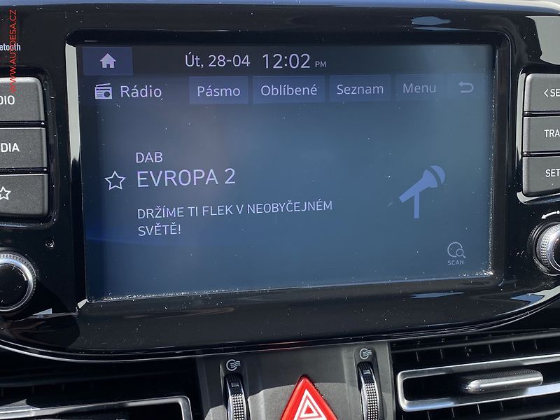 Hyundai i30 (2023) 1.5 T-GDi, ČR, Smart, kamera - fotka 16 z 18