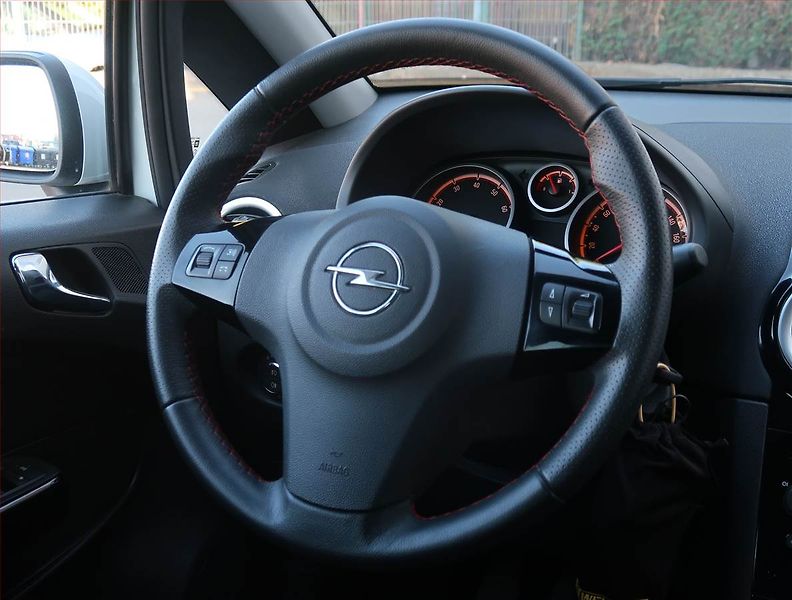 Opel Corsa (2014) 1.2, ČR,1.maj, Serv.kniha - fotka 15 z 16