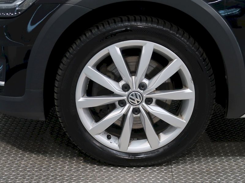 Volkswagen Golf (2019) ALLTRACK 2.0TDI 135kW 4M DSG - fotka 34 z 39