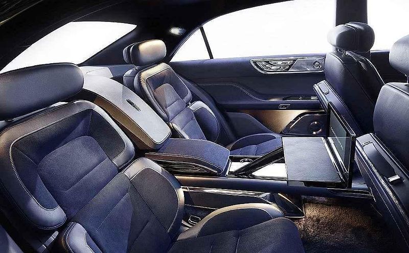 Koncept Lincoln Continental.