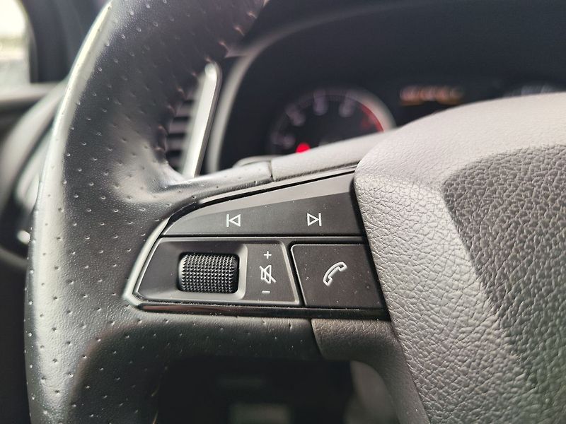 Seat Leon 2.0 TSi/221kW Cupra DSG - fotka 24 z 30