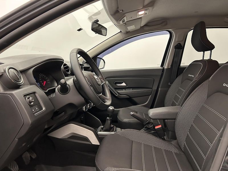 Dacia Duster 1.0 TCE Comfort - fotka 6 z 24
