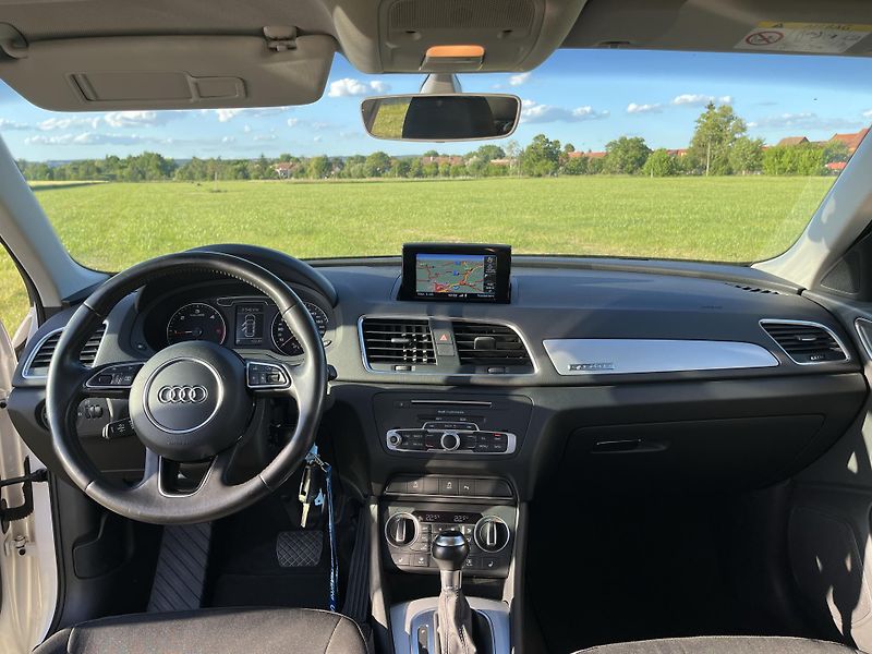 Audi Q3 (2015) 1. majitel - fotka 24 z 39