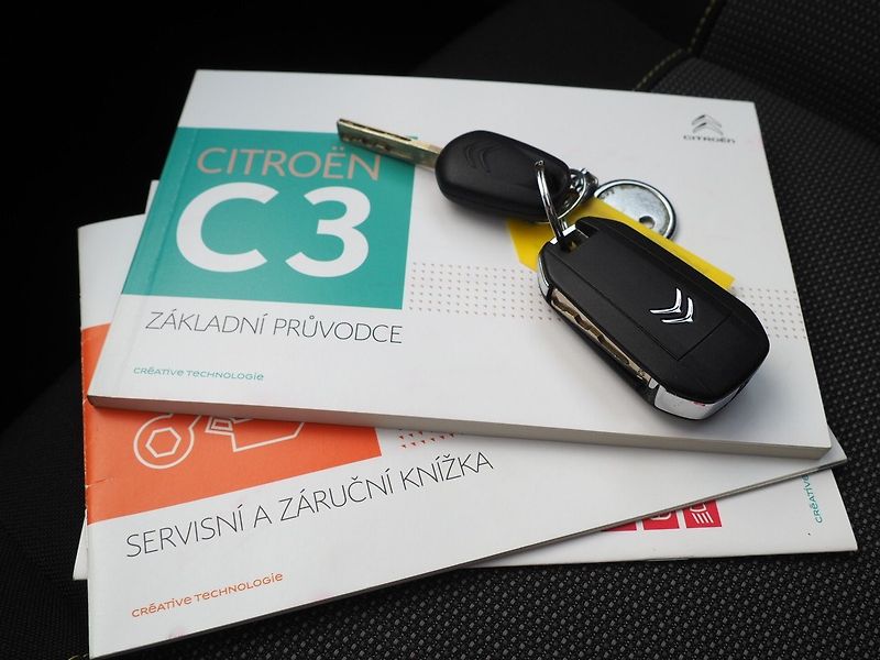 Citroën C3 (2019) 1.2 PureTech Feel - fotka 31 z 34