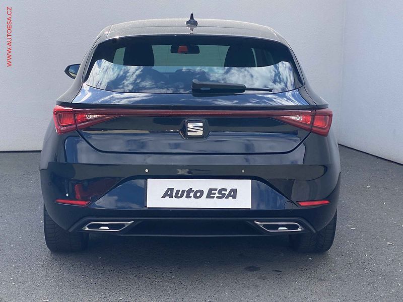 Seat Leon (2021) 2.0 TDi, FR, LED - fotka 5 z 17