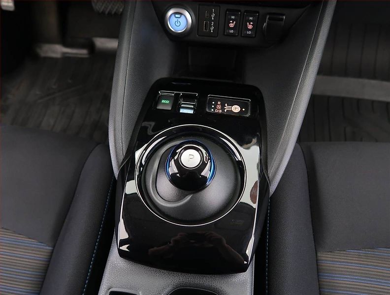 Nissan Leaf (2020) 40 kWh, SoH 91%, Automat - fotka 13 z 24