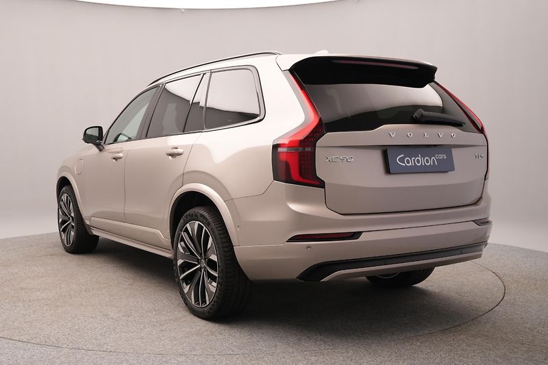 Volvo XC90 (2026) T8 AWD Plug-in DARK ULTRA 7 - fotka 10 z 29