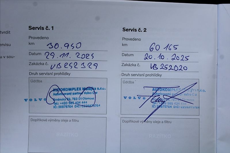 Volvo XC90 2,0 B5  ULTIMATE,7.MÍST,ZÁRUKA - fotka 46 z 47