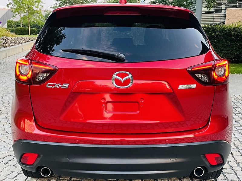 Mazda CX-5 2.0i MANUÁL VÝHŘEV SENZORY LED - fotka 15 z 41