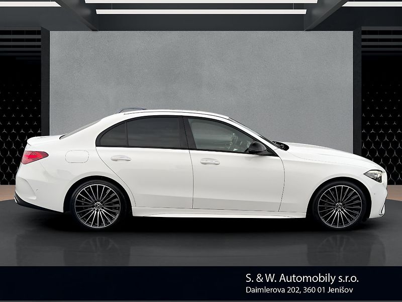 Mercedes-Benz Třídy C 220 d 4MATIC - fotka 4 z 35